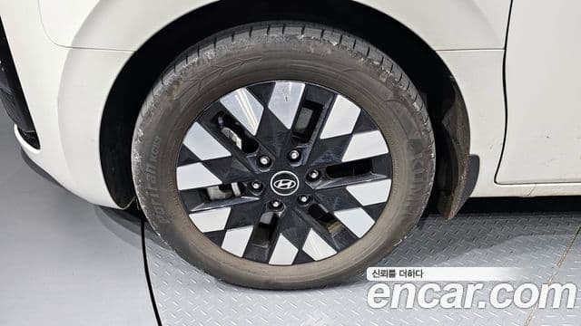 Hyundai Staria Inspiration, 2025 все фото