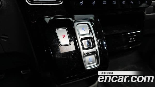 Hyundai Staria Inspiration, 2025 9