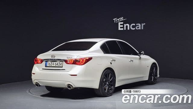 Infiniti Q50 Premium, 2016 2