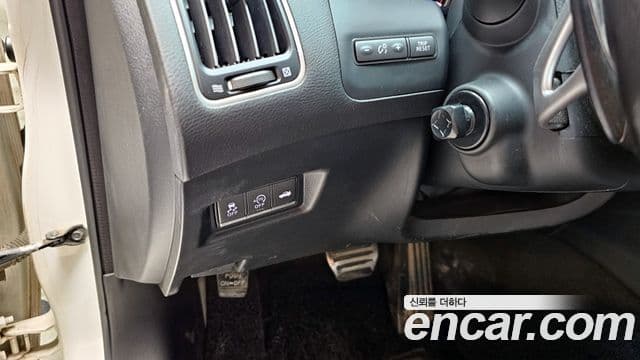 Infiniti Q50 Premium, 2016 17