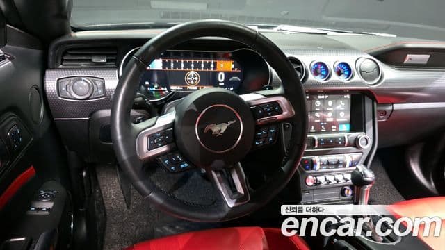 Ford Mustang купе, 2019 13