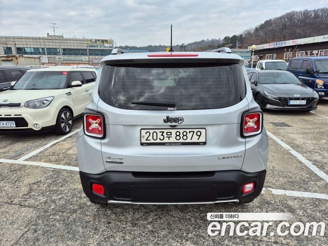 Jeep Renegade 2.0 дизель Limited AWD, 2015 6