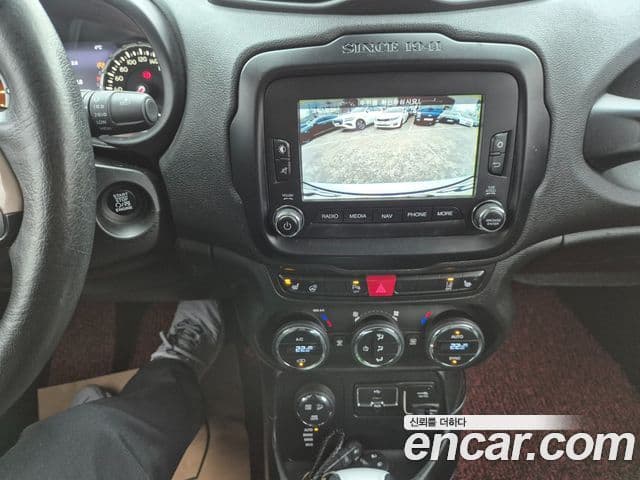 Jeep Renegade 2.0 дизель Limited AWD, 2015 11