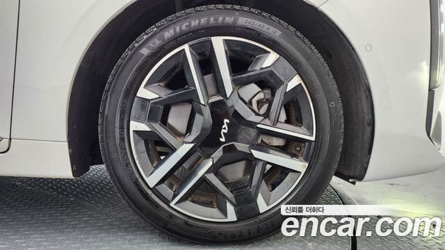 Kia The / новый New K8 Noblesse, 2025 все фото