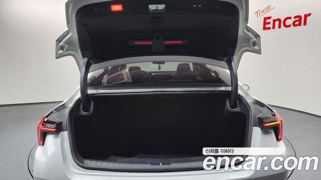 Kia The / новый New K8 Noblesse, 2025 20