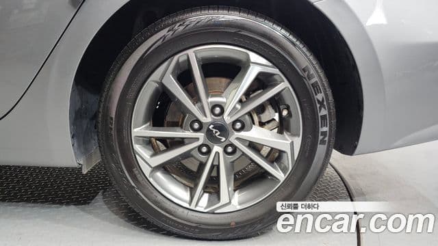 Kia The / новый New K3 2세대 Prestige, 2022 все фото