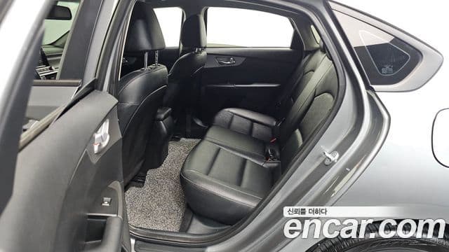 Kia The / новый New K3 2세대 Prestige, 2022 11