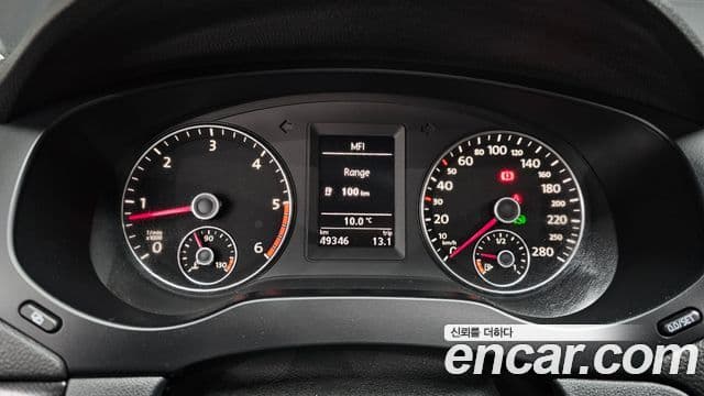Volkswagen New Jetta 6세대, 2011 8