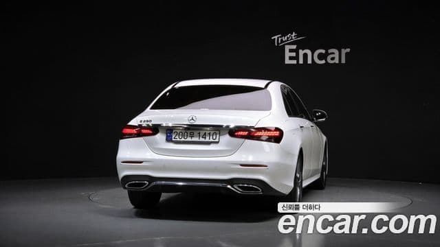 Mercedes-Benz E-класс W213 AMG Line, 2023 4