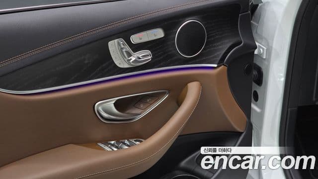 Mercedes-Benz E-класс W213 AMG Line, 2023 18