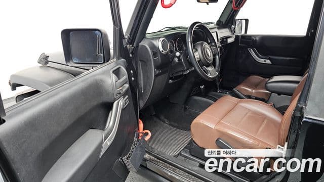 Jeep Wrangler (JK) 2.8 дизель Rubicon 2도어, 2011 11