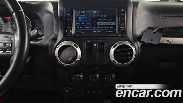 Jeep Wrangler (JK) 2.8 дизель Rubicon 2도어, 2011 14