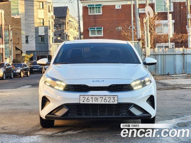 Kia The / новый New K3 2세대 Trendy, 2022 19