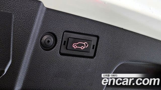 KG모빌리티(SsangYong) Torres T7, 2023 20