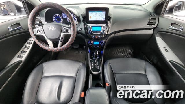 Hyundai Accent(новый кузов / новое поколение) Premium, 2015 7