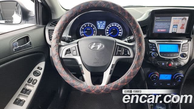Hyundai Accent(новый кузов / новое поколение) Premium, 2015 13