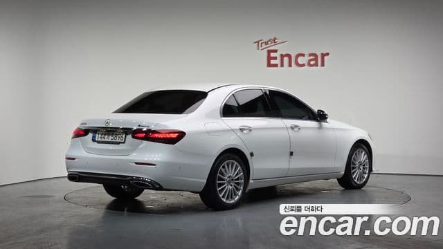 Mercedes-Benz E-класс W213 Exclusive, 2022 2