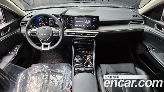 Kia K5 гибрид 3세대 Prestige, 2023 7