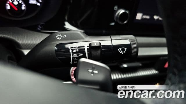 Kia K5 гибрид 3세대 Prestige, 2023 18