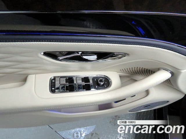 Bentley Flying Spur 3세대, 2022 14