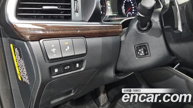 Kia All New K7 3.3 GDI Limited Plus, 2018 14