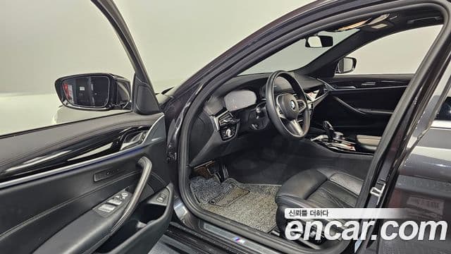 BMW 5시리즈 (G30) 520d M Sport Plus, 2020 10