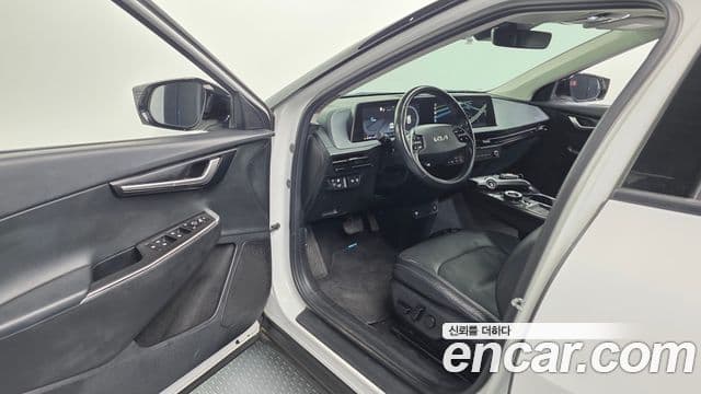 Kia EV6 Air, 2022 10