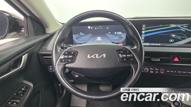 Kia EV6 Air, 2022 13
