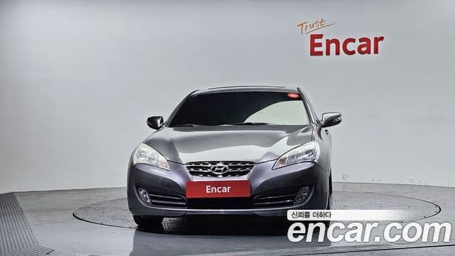 Hyundai Genesis купе 200 турбо P, 2010 3