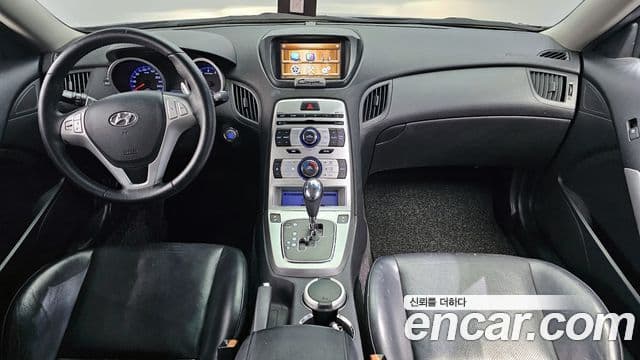 Hyundai Genesis купе 200 турбо P, 2010 7