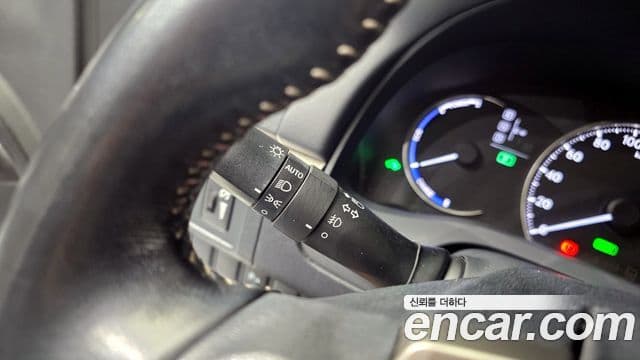 Lexus CT200h ZWA10, 2017 16