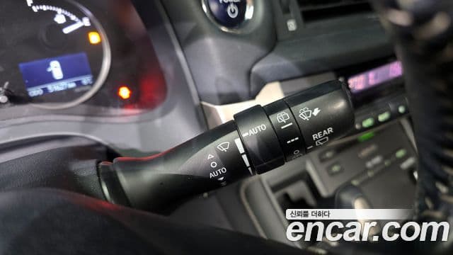 Lexus CT200h ZWA10, 2017 17