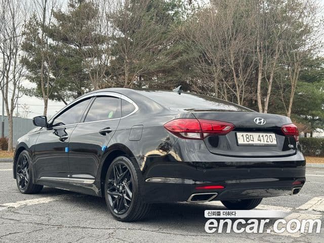 Hyundai Aslan Modern, 2015 4