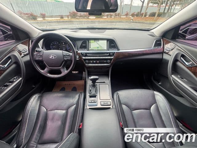 Hyundai Aslan Modern, 2015 10