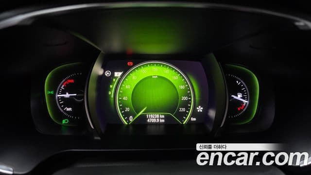 Renault Korea(Samsung) SM6 2.0 LPe RE (для людей с инвалидностью), 2019 8