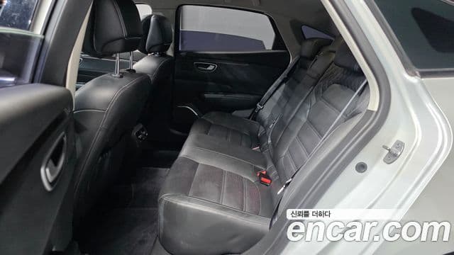 Renault Korea(Samsung) SM6 2.0 LPe RE (для людей с инвалидностью), 2019 12