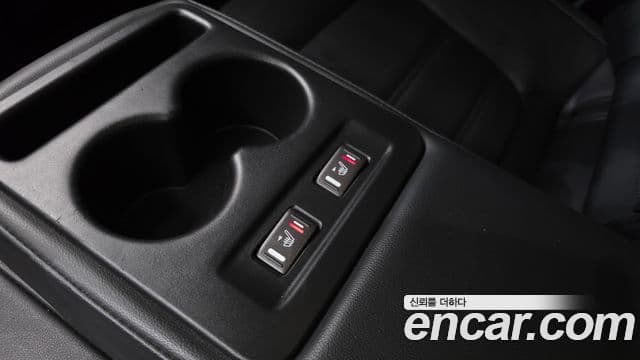 Renault Korea(Samsung) SM6 2.0 LPe RE (для людей с инвалидностью), 2019 17