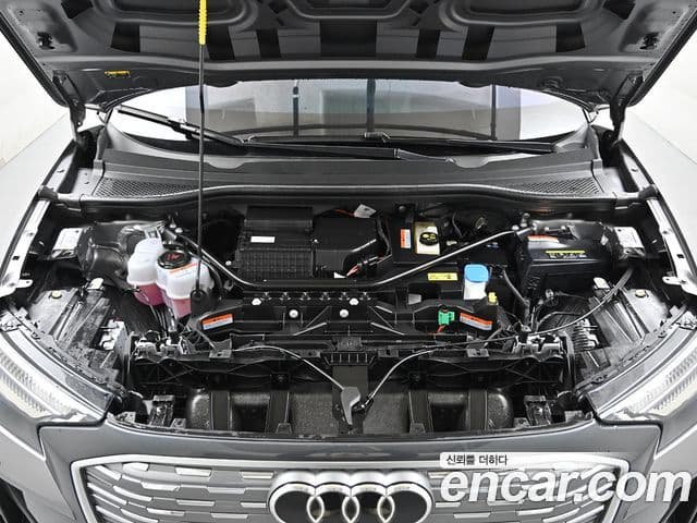 Audi Q4 e-Tron (F4) Premium, 2025 6