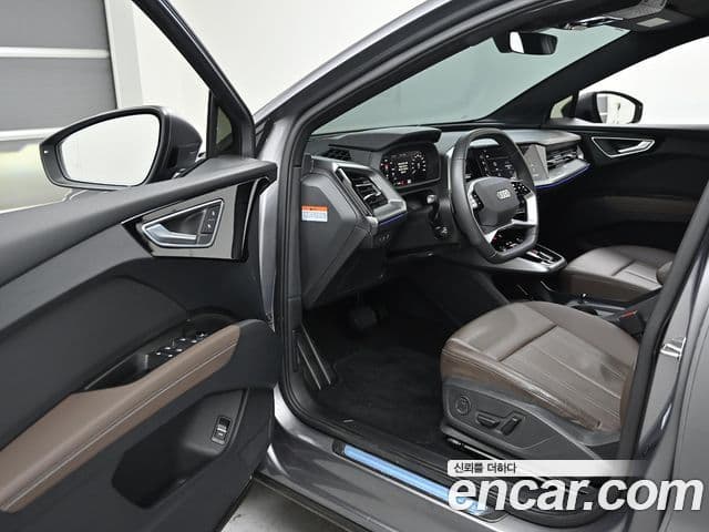 Audi Q4 e-Tron (F4) Premium, 2025 11