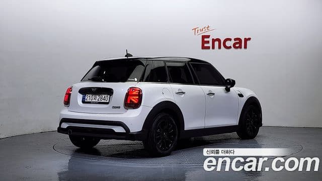 Mini Cooper 3세대, 2024 2