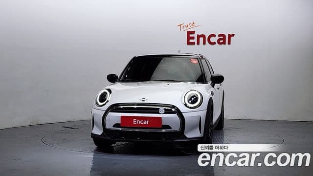 Mini Cooper 3세대, 2024 3