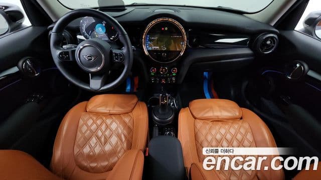 Mini Cooper 3세대, 2024 7