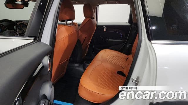 Mini Cooper 3세대, 2024 11