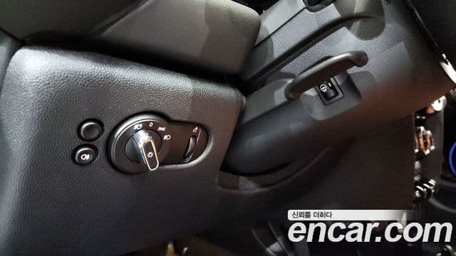 Mini Cooper 3세대, 2024 14