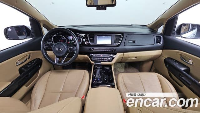 Kia All New Carnival Noblesse, 2017 7
