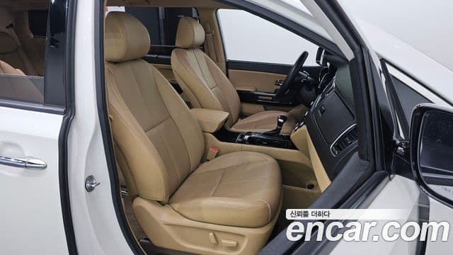 Kia All New Carnival Noblesse, 2017 10