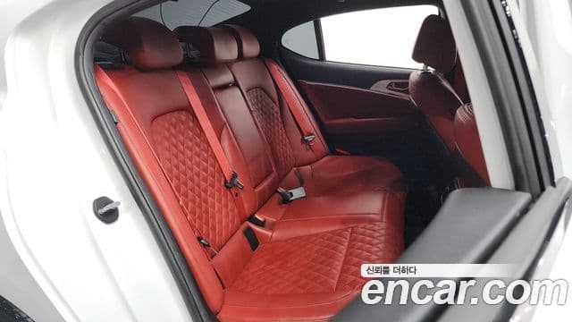 Genesis The / новый New G70, 2022 12