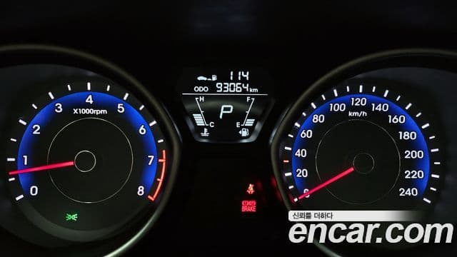 Hyundai Avante MD M16 GDI Smart, 2013 8