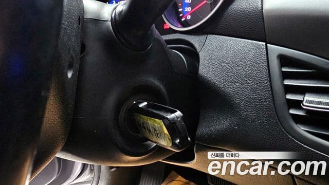 Hyundai Avante MD M16 GDI Smart, 2013 19