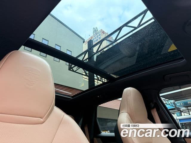 Porsche Cayenne (PO536), 2025 14